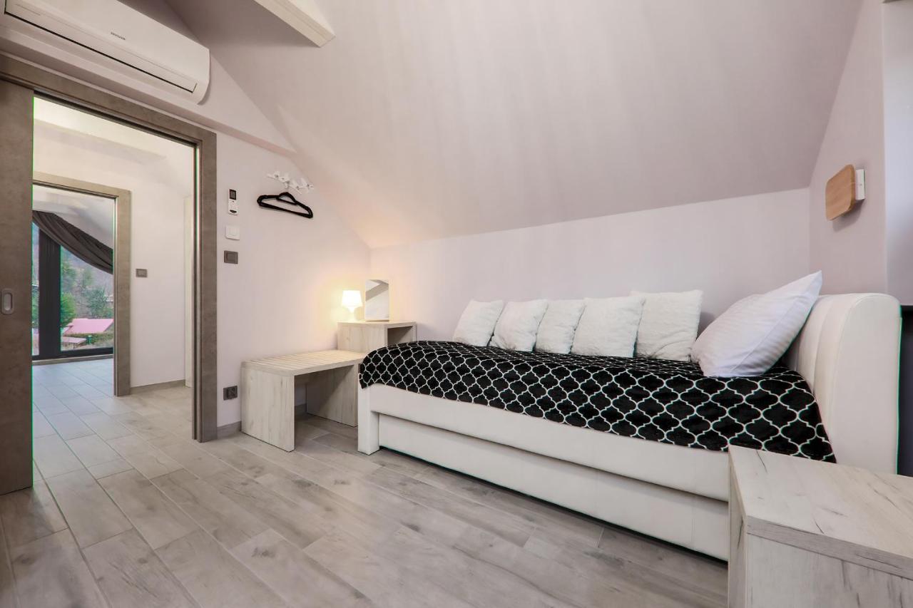 Apartament Marron シュチルク エクステリア 写真